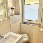 Neu Kleiner Seeloewe Daire Sassnitz