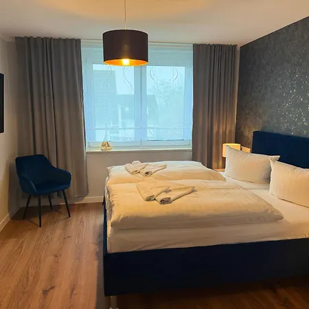 Neu Kleiner Seeloewe * Sassnitz